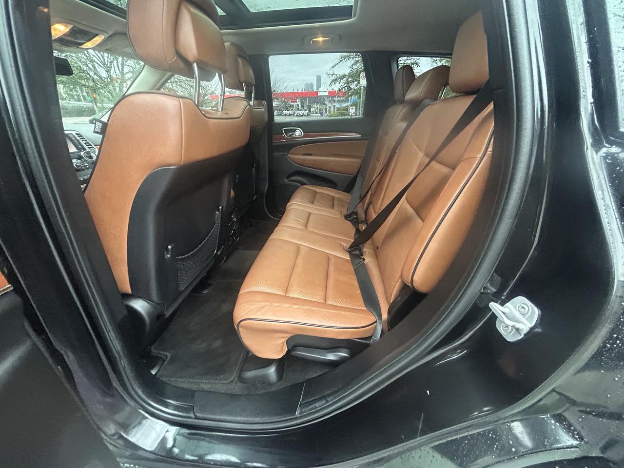 2013 Jeep Grand Cherokee Overland - Photo #10