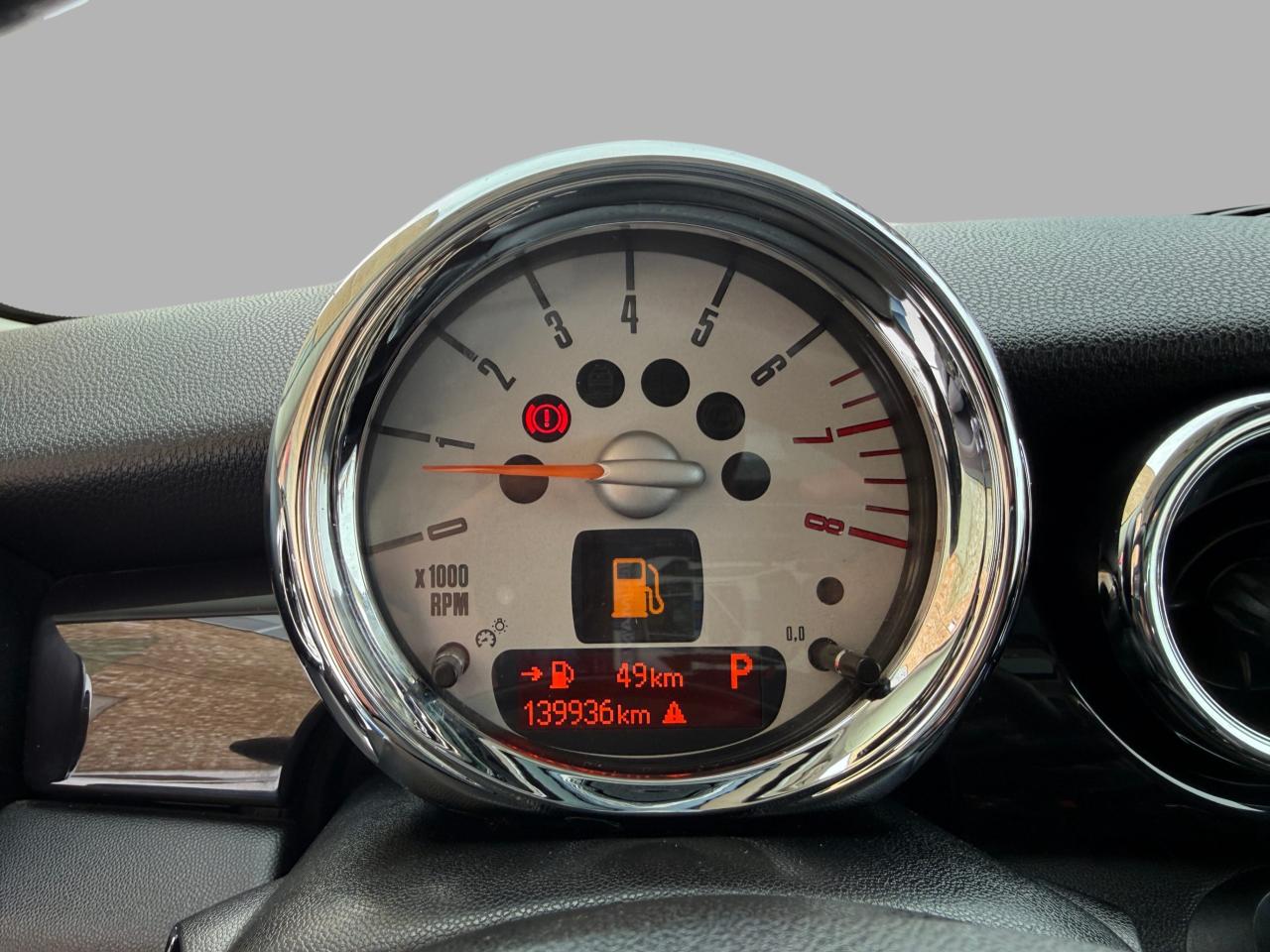 2012 MINI Cooper Hardtop 2dr Cpe Photo