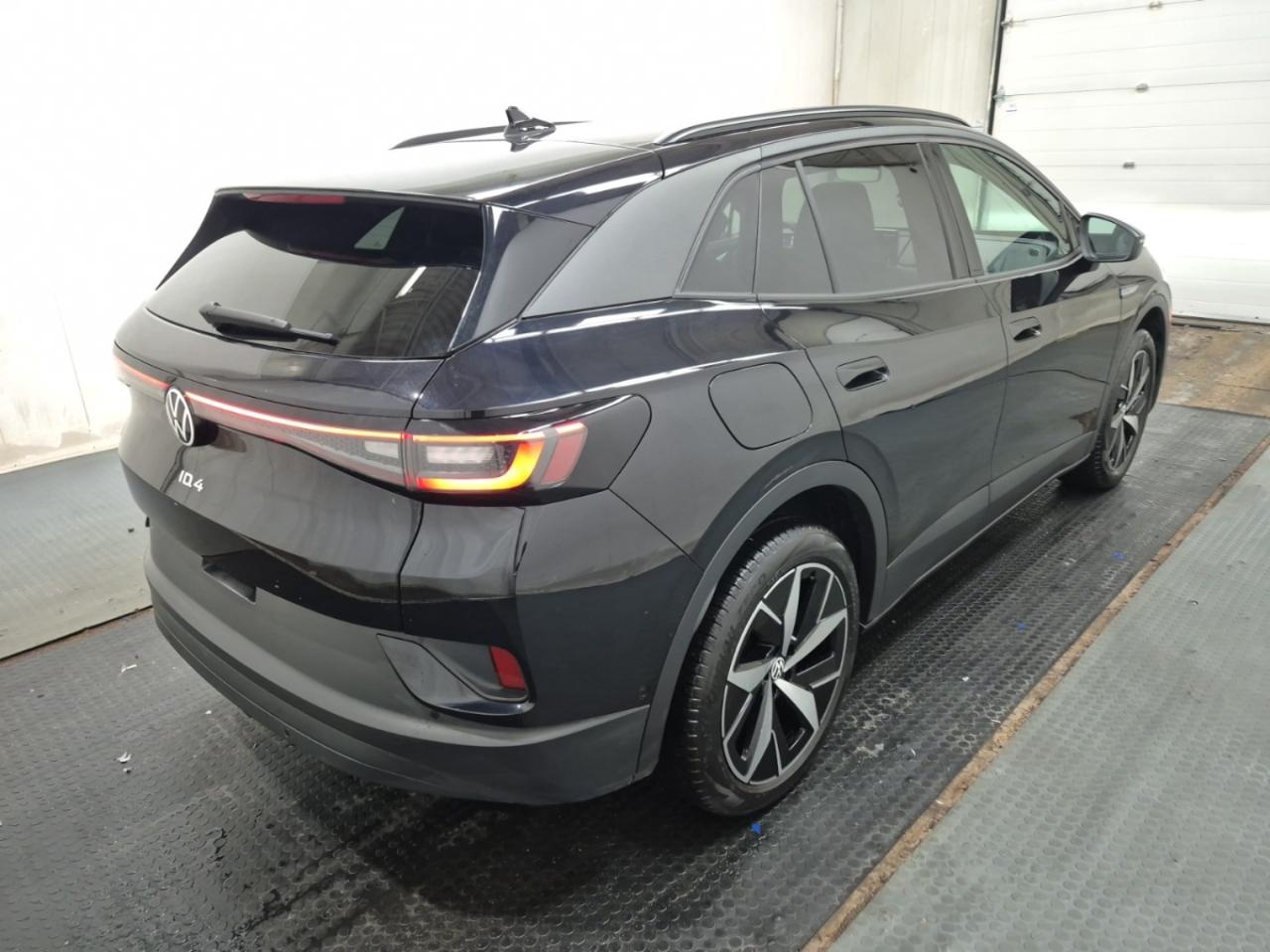 2024 Volkswagen ID.4 Pro AWD w/SK On Battery - Blind Spot Monitor !!! Photo