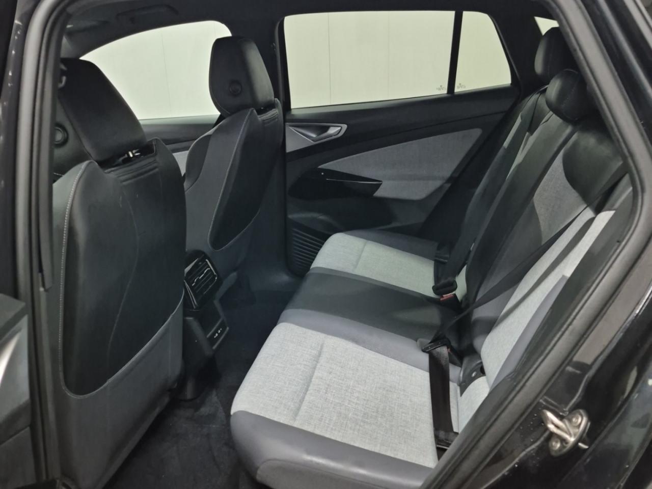 2024 Volkswagen ID.4 Pro AWD w/SK On Battery - Blind Spot Monitor !!! Photo