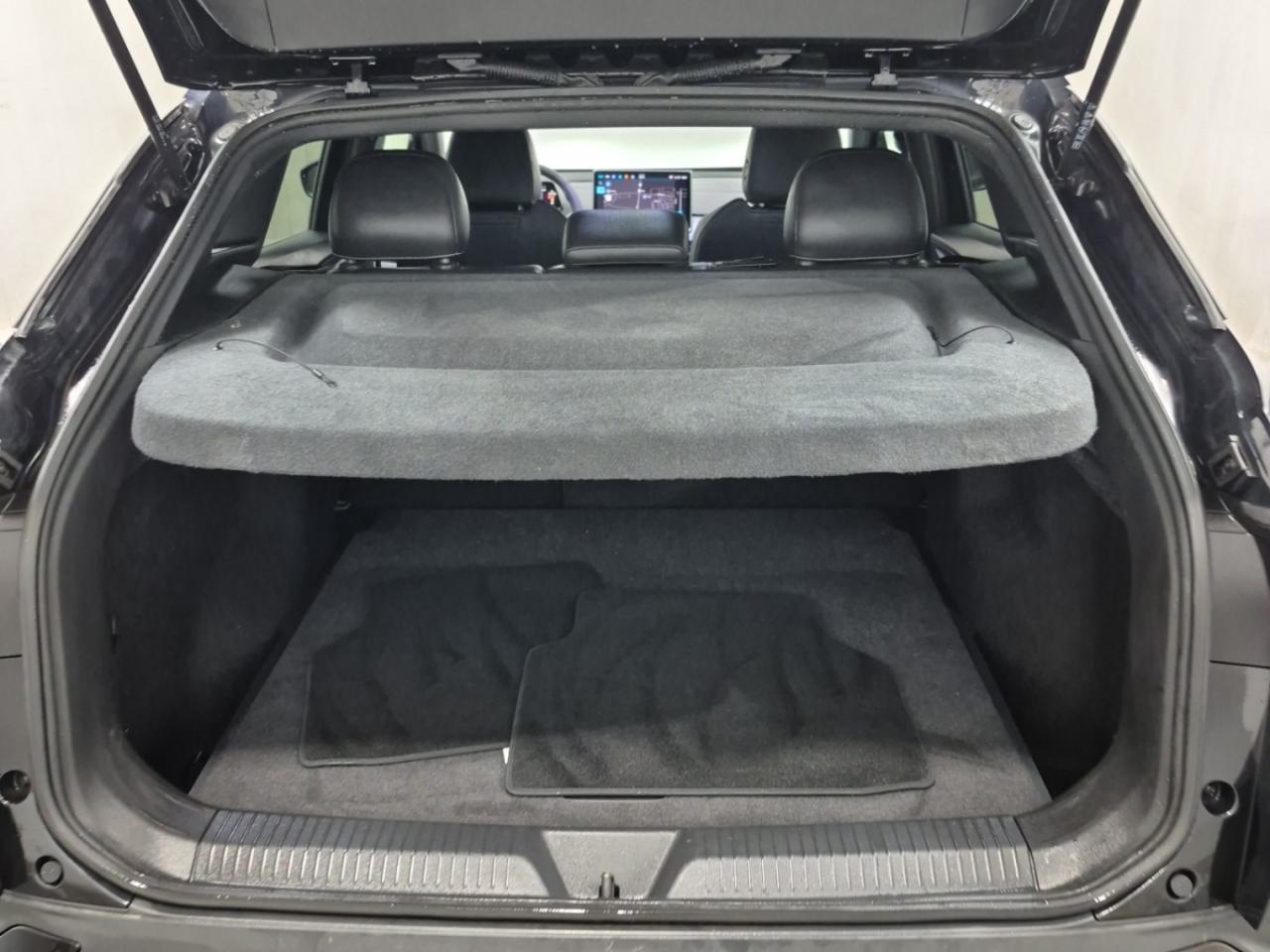 2024 Volkswagen ID.4 Pro AWD w/SK On Battery - Blind Spot Monitor !!! Photo