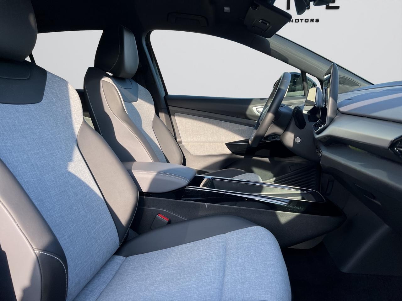 2024 Volkswagen ID.4 Pro AWD w/SK On Battery - Blind Spot Monitor !!! Photo