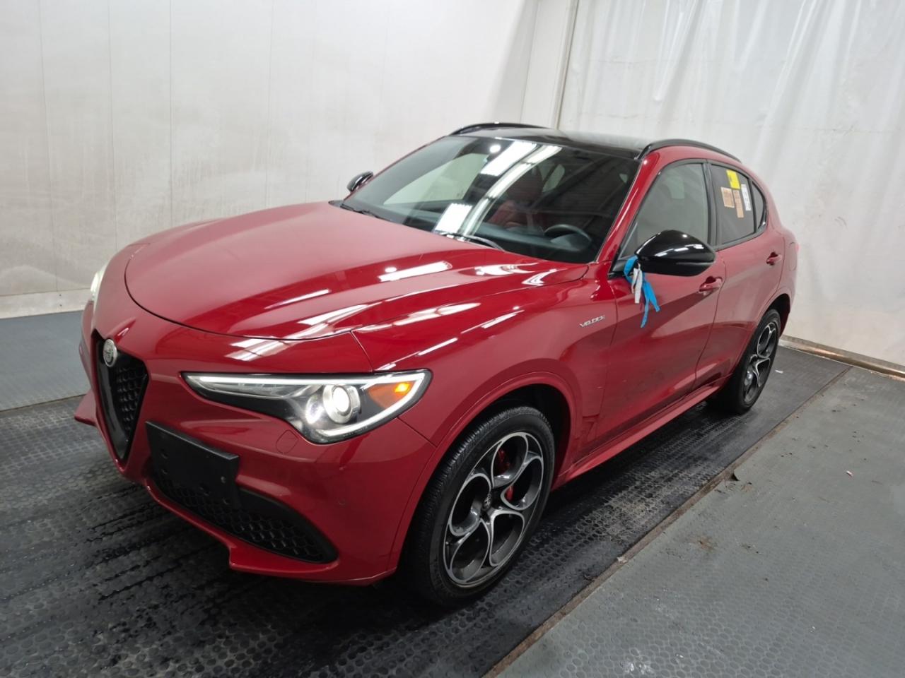 2022 Alfa Romeo Stelvio VELOCE AWD - Blind Spot Monitor - Navigation !!! Photo2