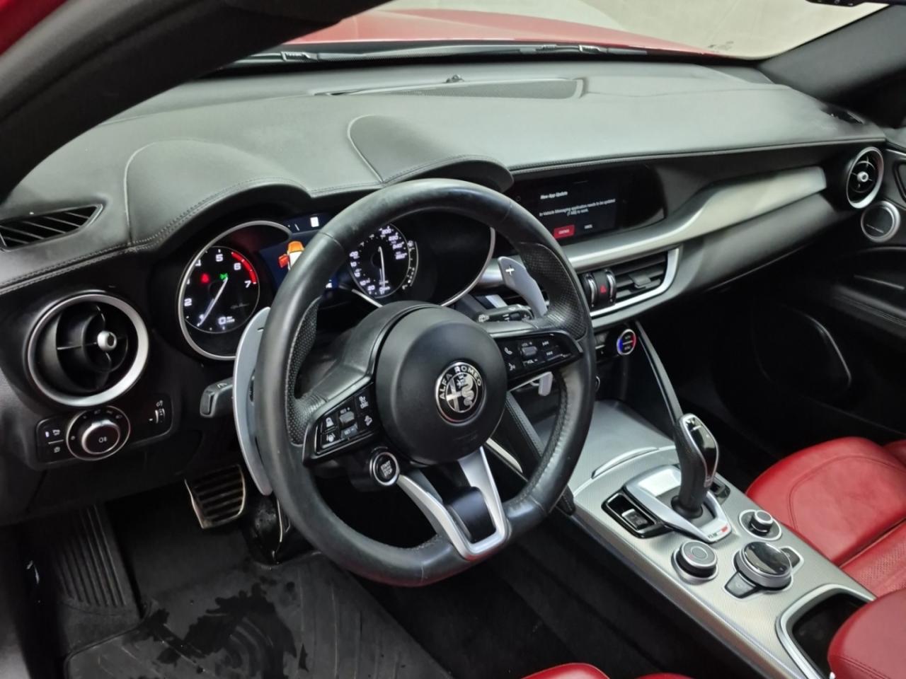 2022 Alfa Romeo Stelvio VELOCE AWD - Blind Spot Monitor - Navigation !!! Photo