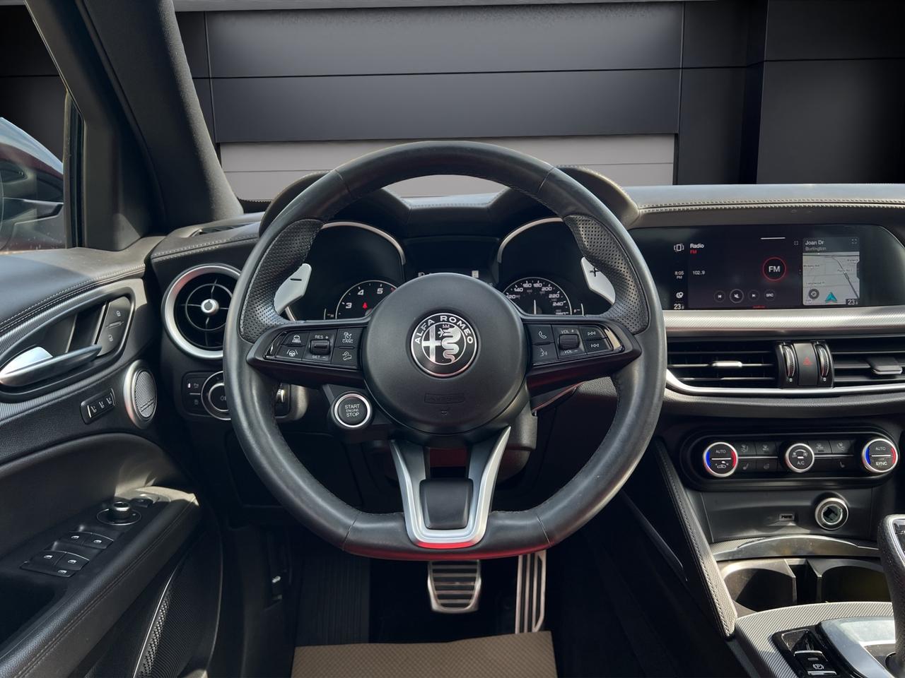 2022 Alfa Romeo Stelvio VELOCE AWD - Blind Spot Monitor - Navigation !!! Photo