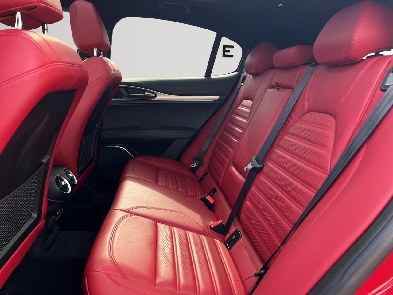 2022 Alfa Romeo Stelvio VELOCE AWD - Blind Spot Monitor - Navigation !!! Photo