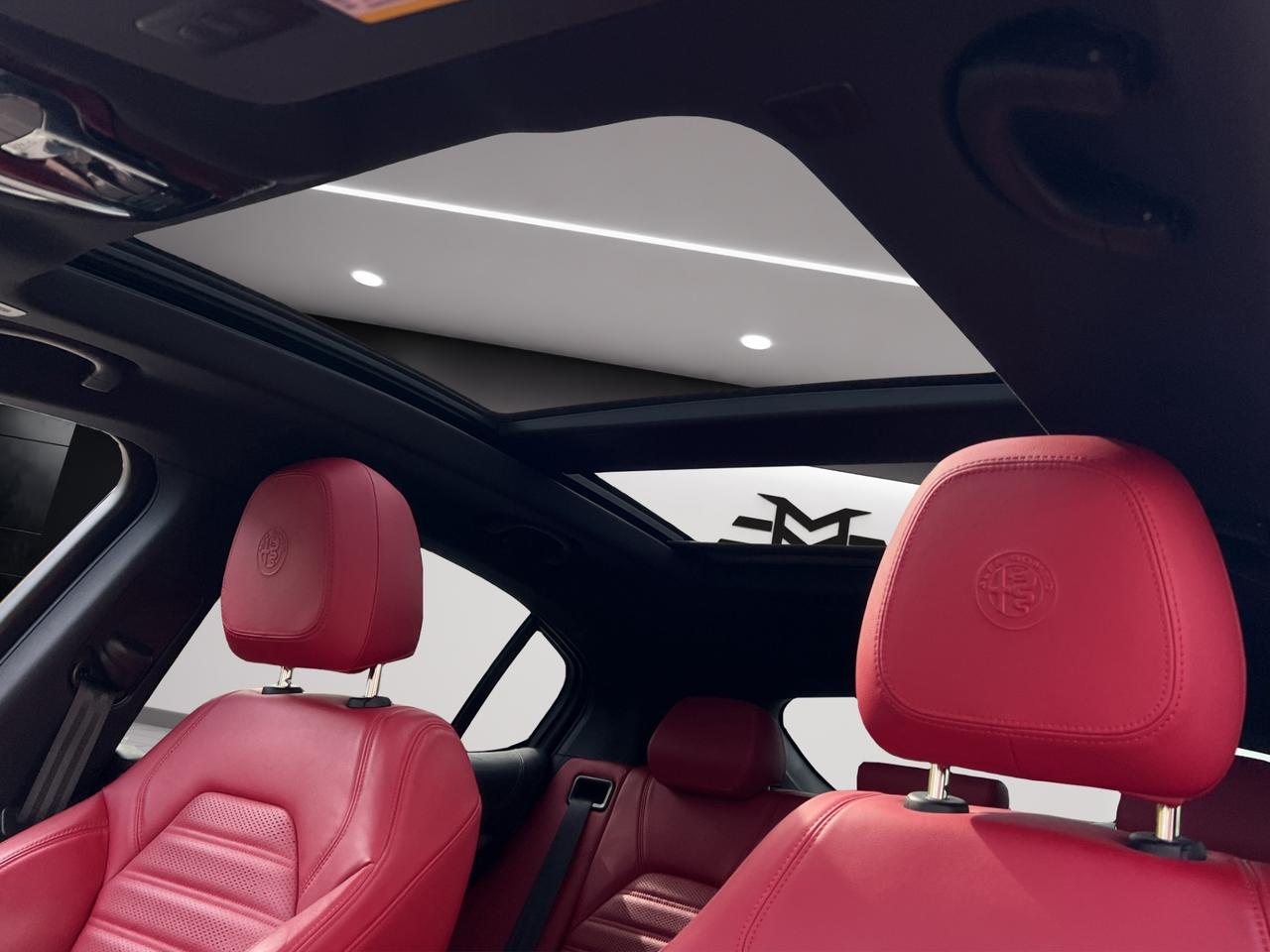 2022 Alfa Romeo Stelvio VELOCE AWD - Blind Spot Monitor - Navigation !!! Photo