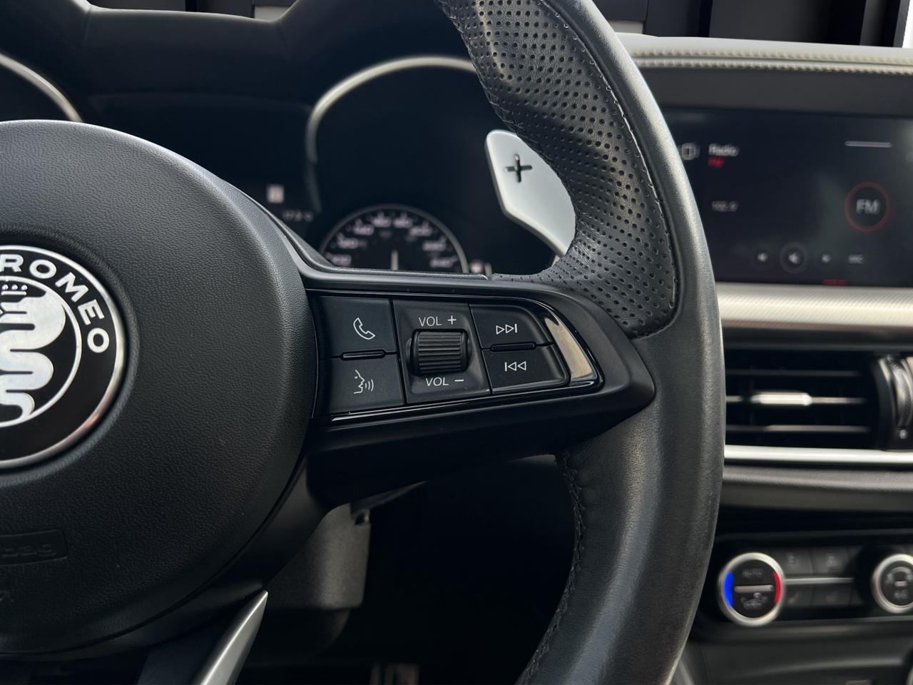 2022 Alfa Romeo Stelvio VELOCE AWD - Blind Spot Monitor - Navigation !!! Photo