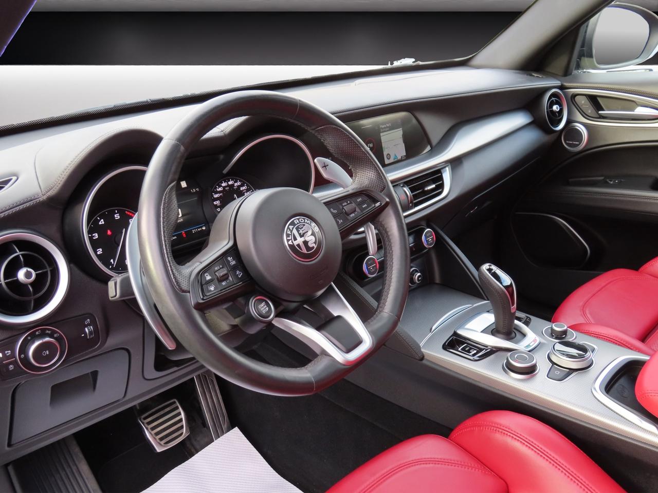 2022 Alfa Romeo Stelvio VELOCE AWD - Blind Spot Monitor - Navi !!! Photo