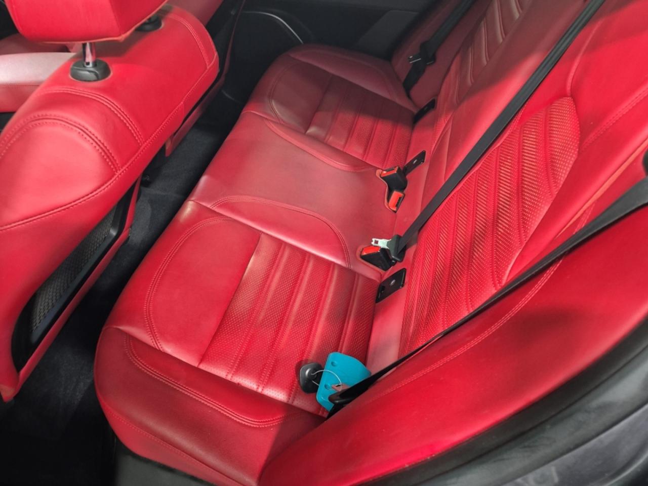 2022 Alfa Romeo Stelvio VELOCE AWD - Blind Spot Monitor - Low Kms !!! Photo