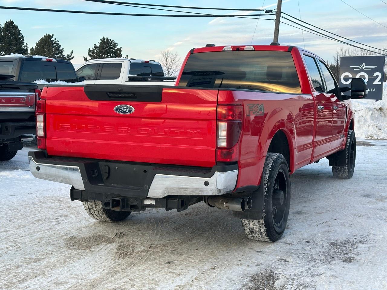 2022 Ford F-350 Super Duty SRW XLT 4WD CREW CAB 8' BOX Photo