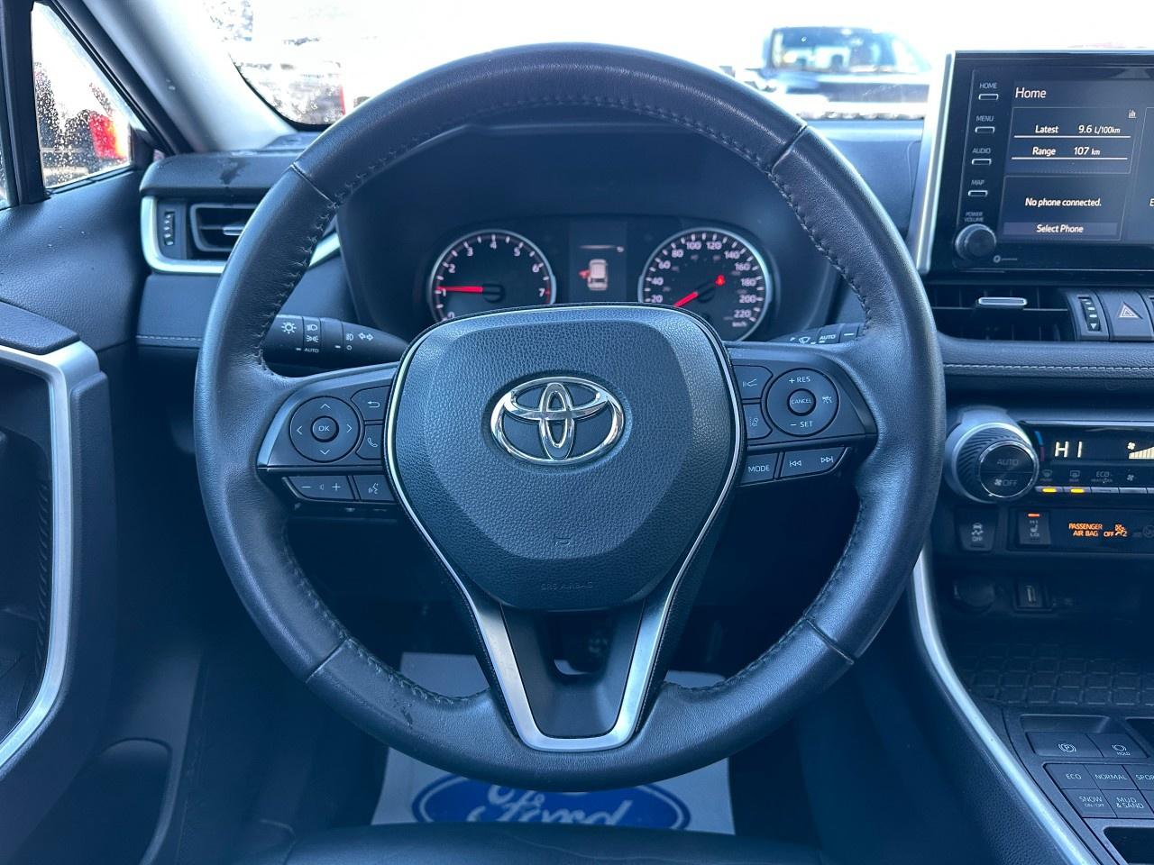 2021 Toyota RAV4 XLE AWD Photo