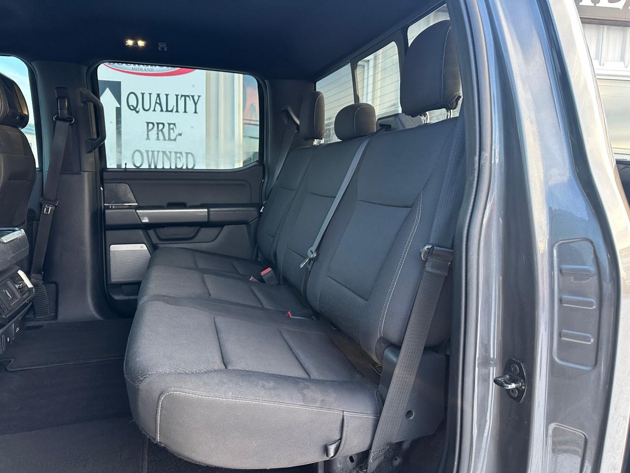 2022 Ford F-150 XLT 4WD SuperCrew 5.5' Box Photo