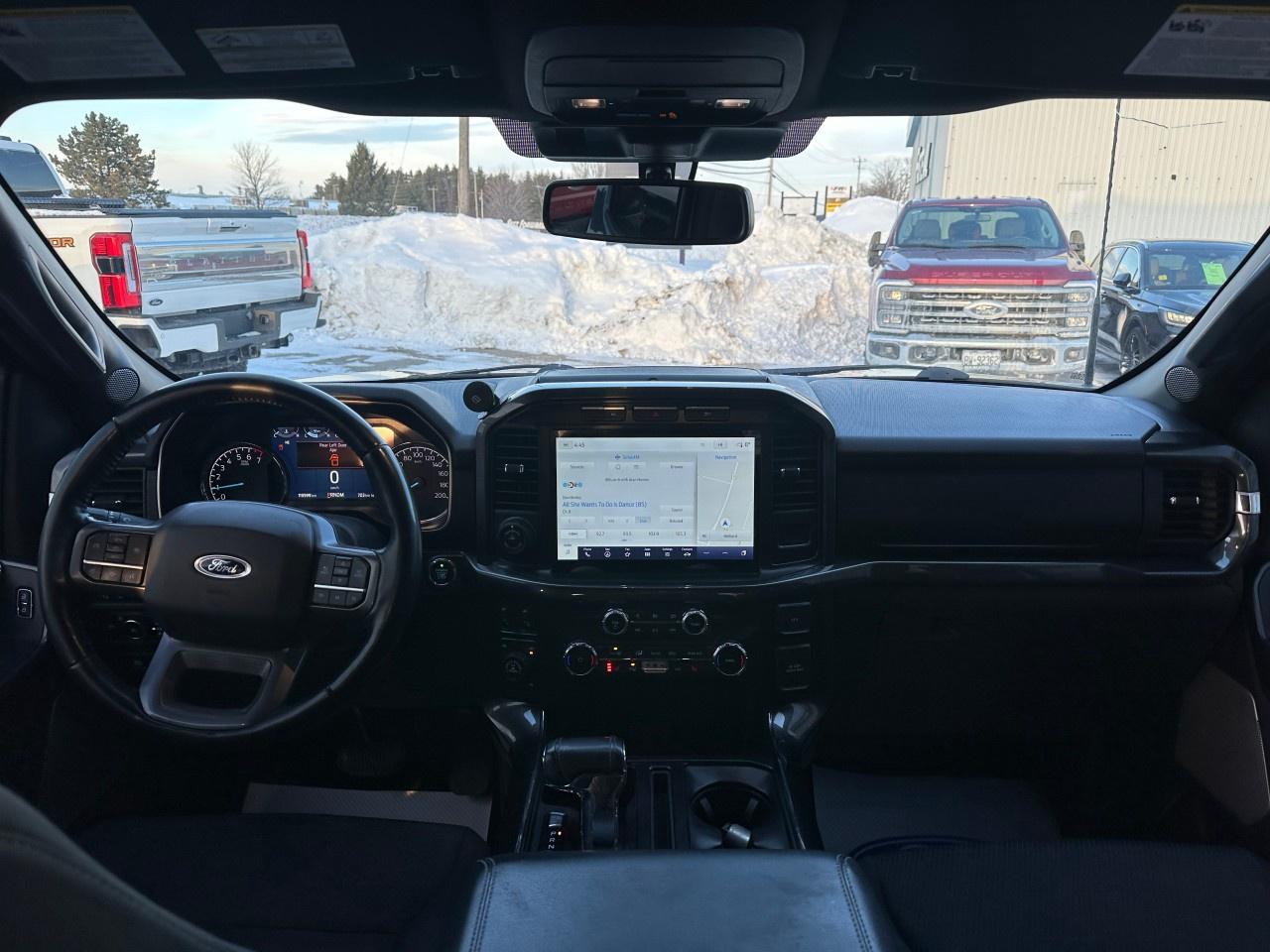 2022 Ford F-150 XLT 4WD SuperCrew 5.5' Box Photo