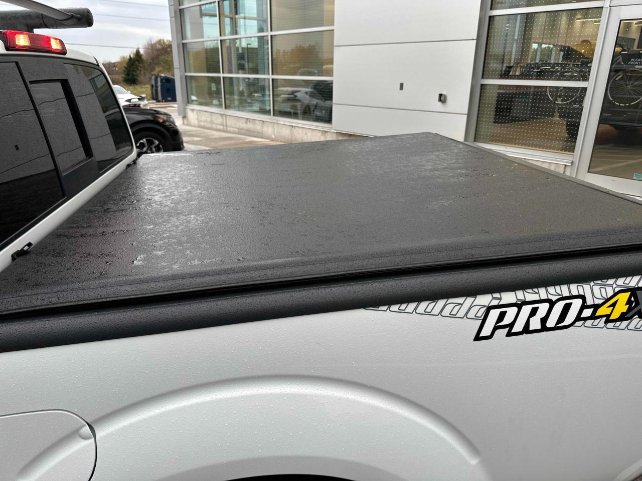 2016 Nissan Frontier LOADED | PRO-4X | Accident Free | Great Service History Photo