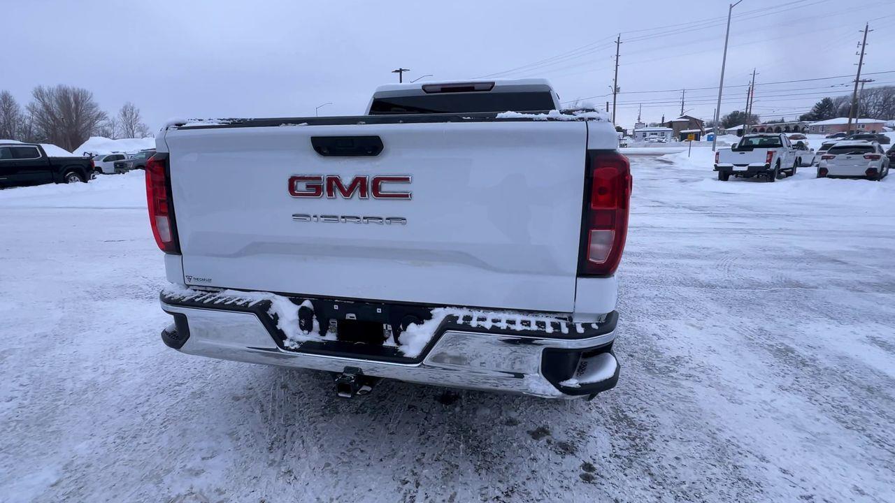 2023 GMC Sierra 1500 Pro 4x4, POWER WINDOWS, BACK UP CAM!! Photo