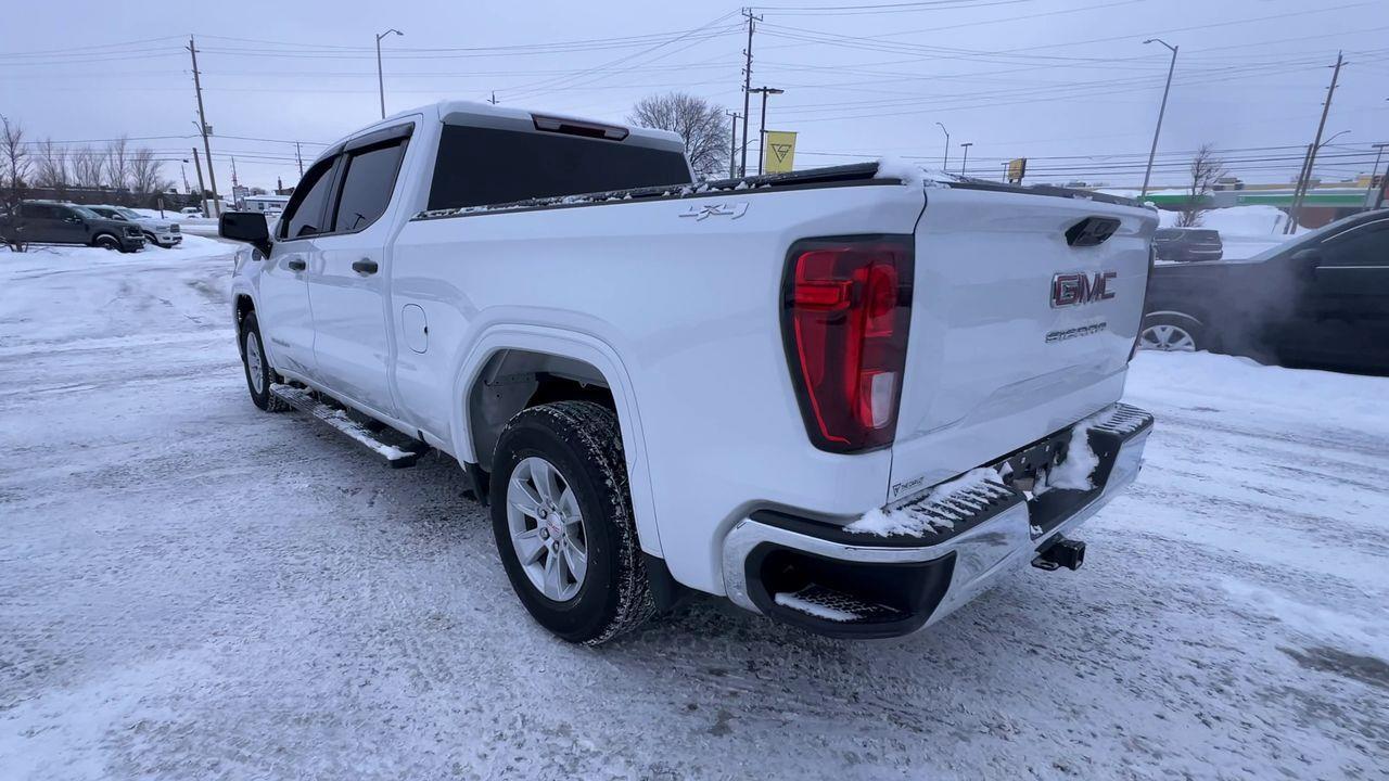 2023 GMC Sierra 1500 Pro 4x4, POWER WINDOWS, BACK UP CAM!! Photo