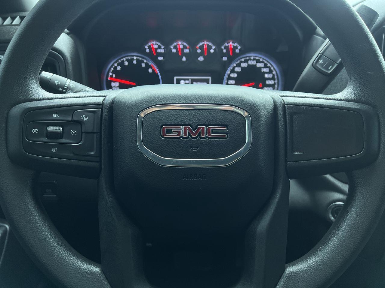 2023 GMC Sierra 1500 Pro 4x4, POWER WINDOWS, BACK UP CAM!! Photo