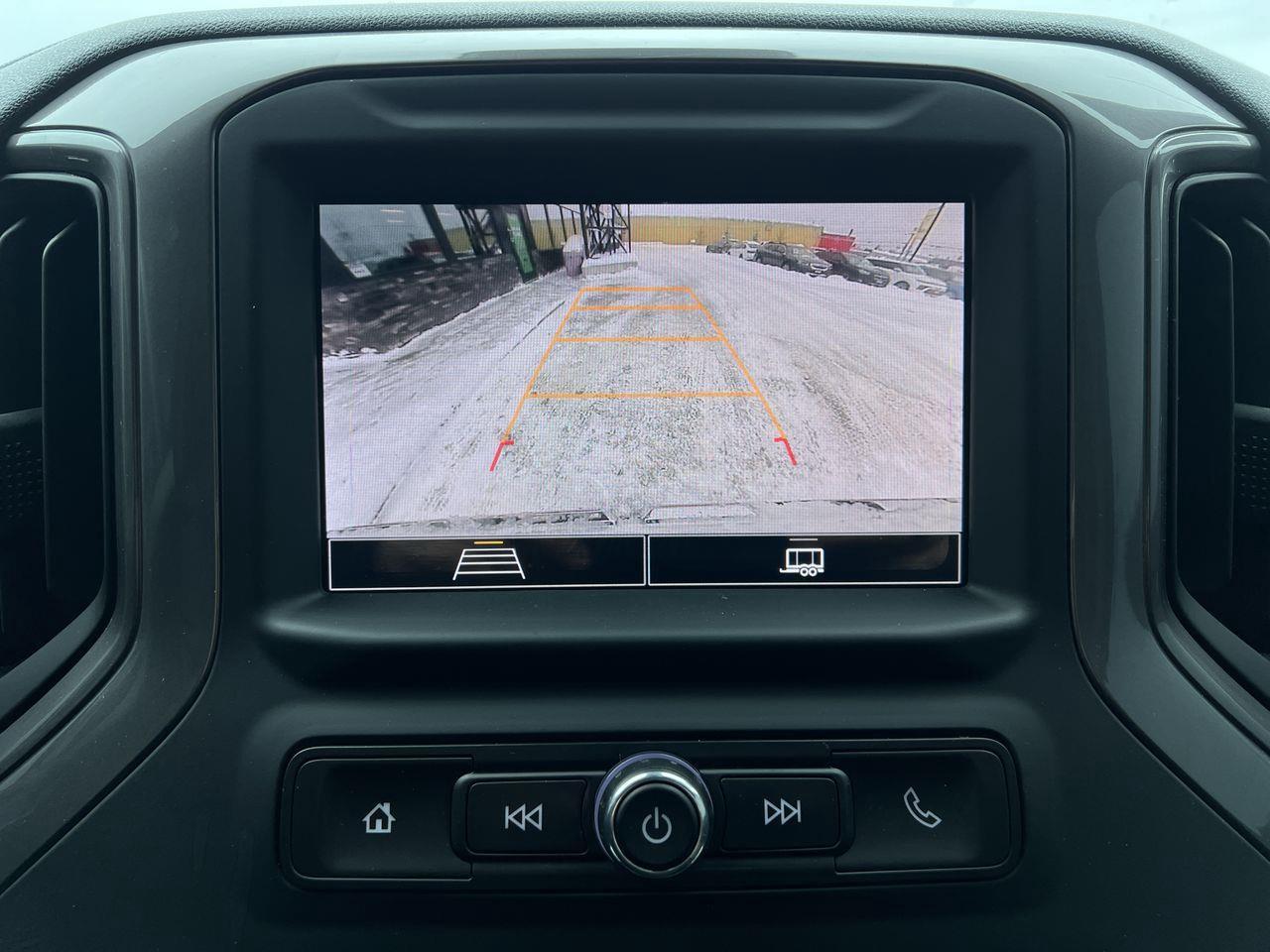 2023 GMC Sierra 1500 Pro 4x4, POWER WINDOWS, BACK UP CAM!! Photo