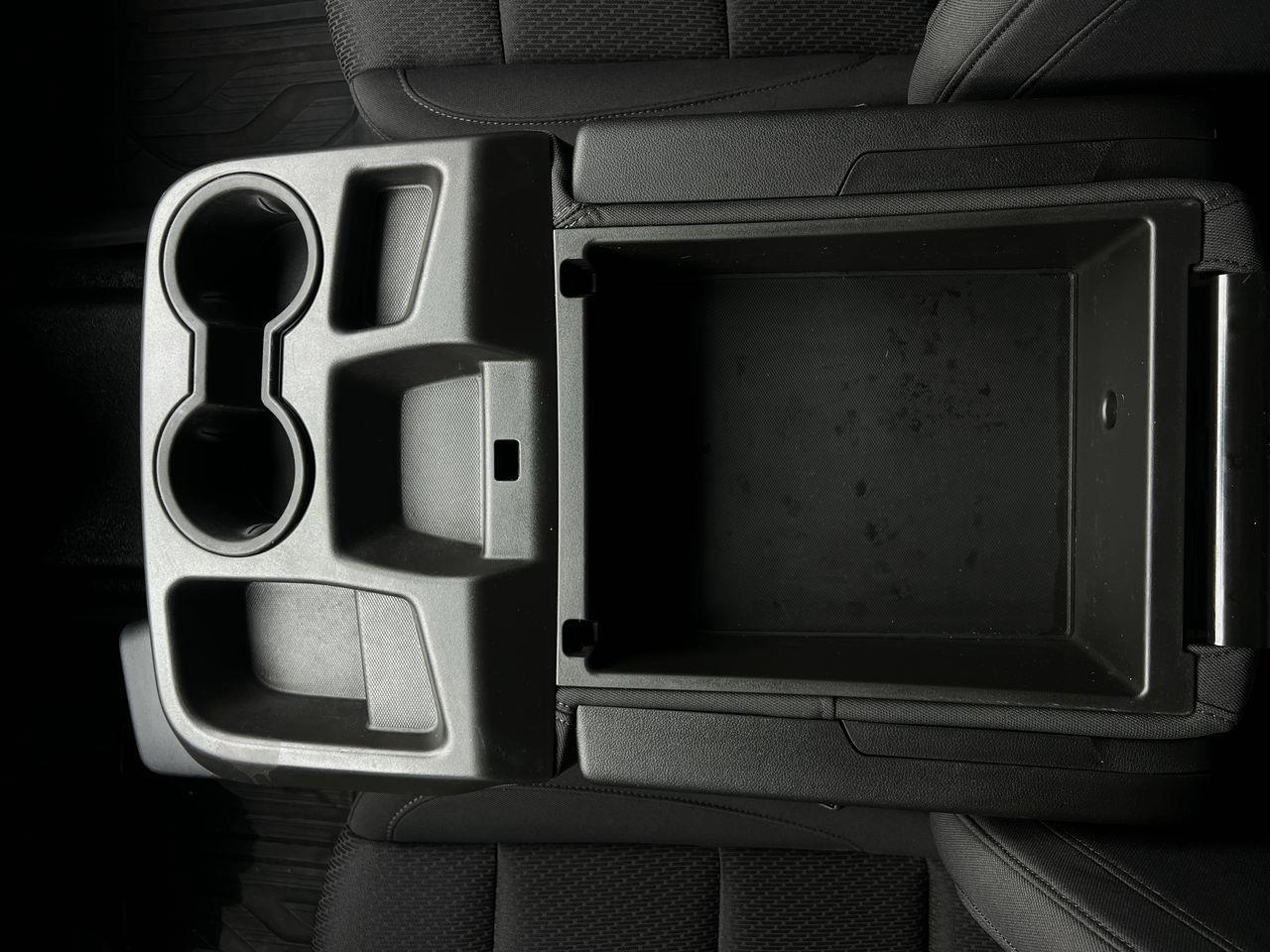 2023 GMC Sierra 1500 Pro 4x4, POWER WINDOWS, BACK UP CAM!! Photo