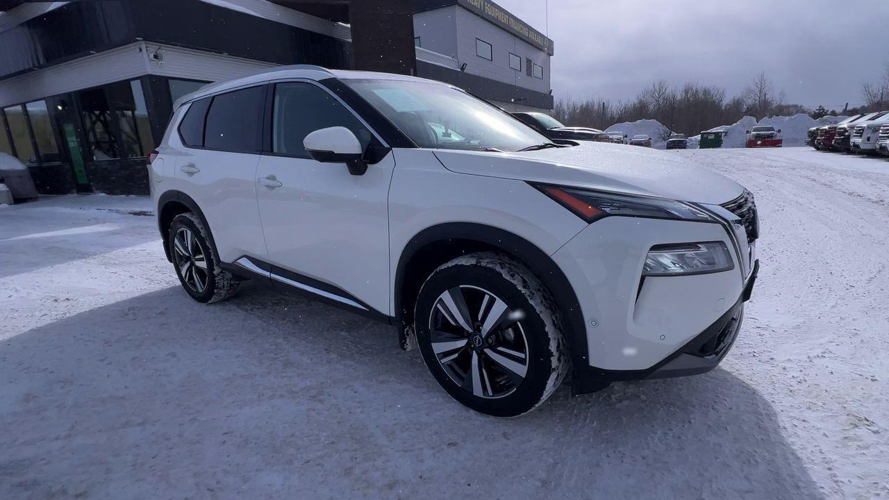 2023 Nissan Rogue SL AWD, MOONROOF, HEATED LEATHER SEATS, NAV, CRUISE CONTROL, POWER LIFTGATE!! Photo