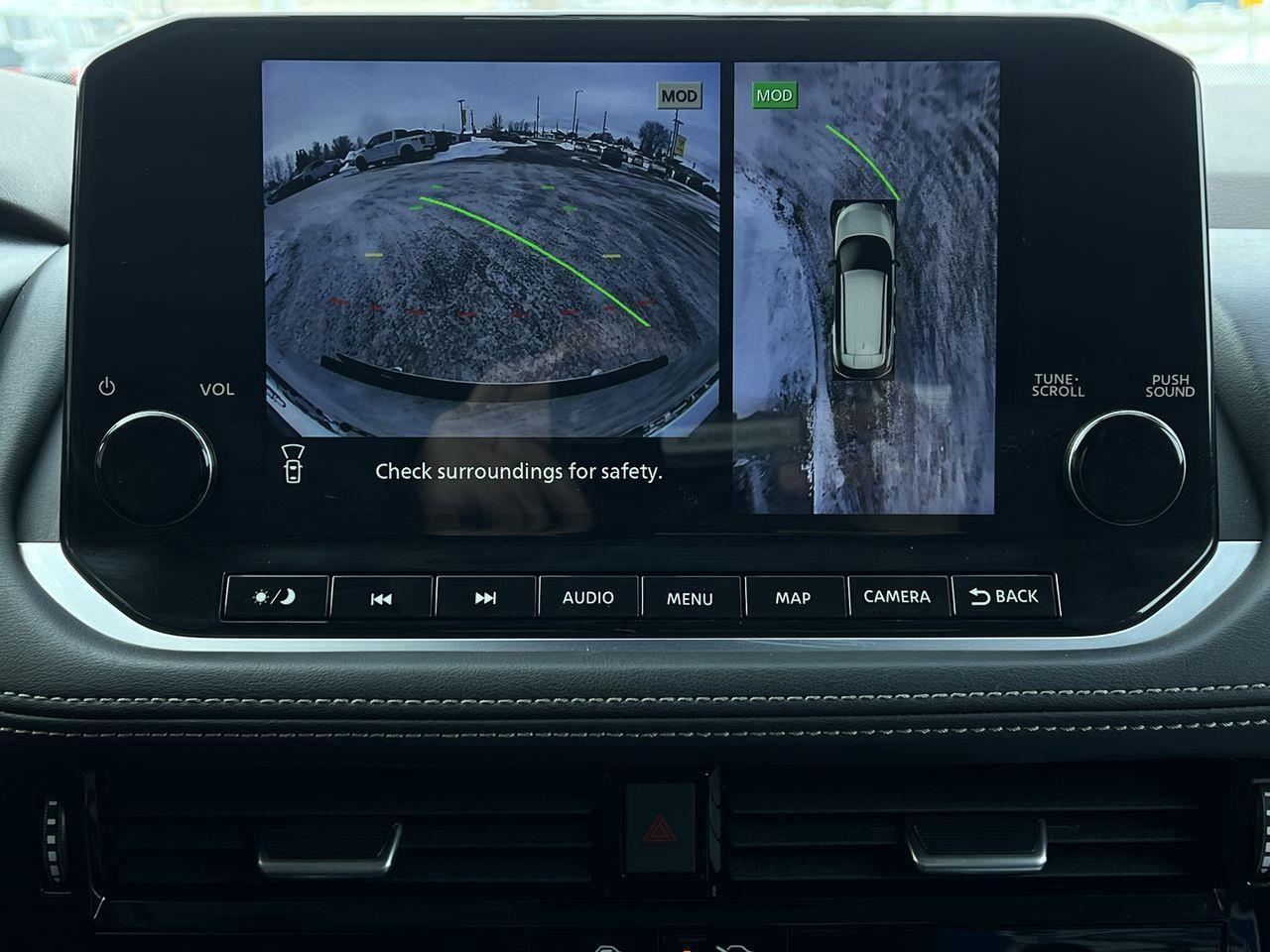 2023 Nissan Rogue SL AWD, MOONROOF, HEATED LEATHER SEATS, NAV, CRUISE CONTROL, POWER LIFTGATE!! Photo