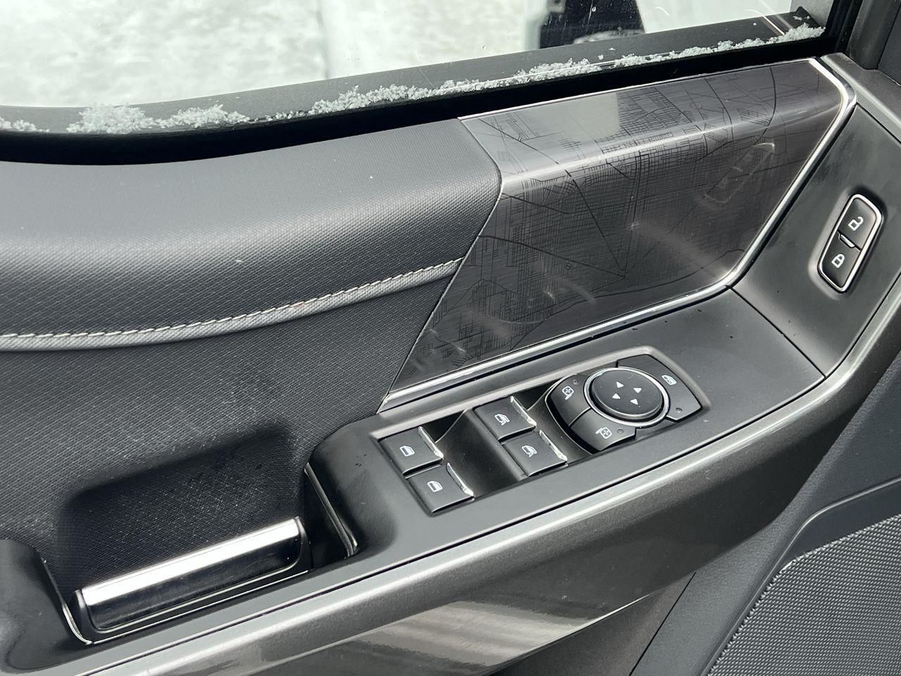 2023 Ford F-150 XLT 4X4 Photo