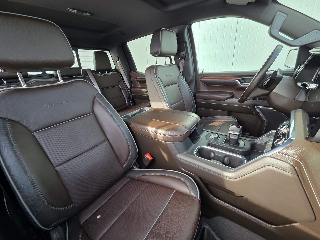 2025 GMC Sierra 1500 Denali One Owner | Leather | 20" Wheels Photo