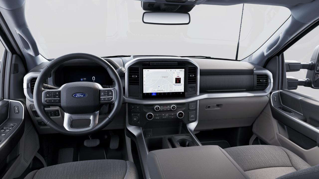2025 Ford F-150 XLT Photo5