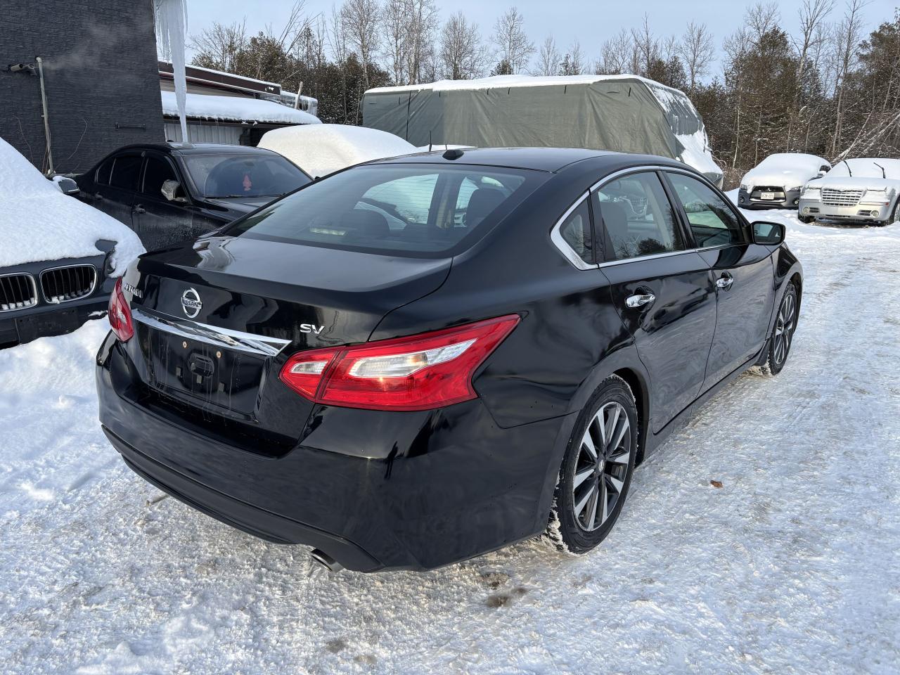 2017 Nissan Altima 2.5 Photo