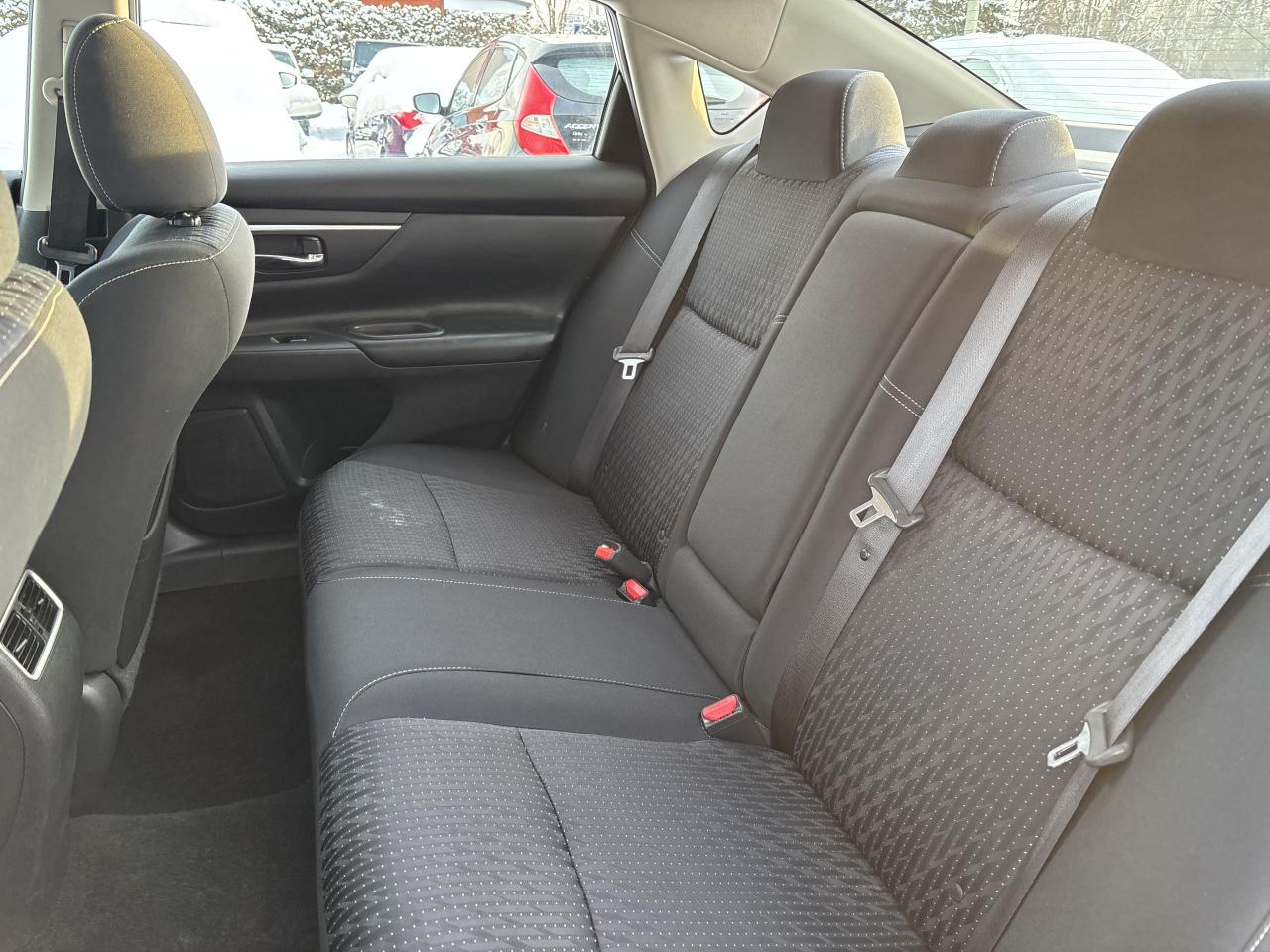 2017 Nissan Altima 2.5 Photo