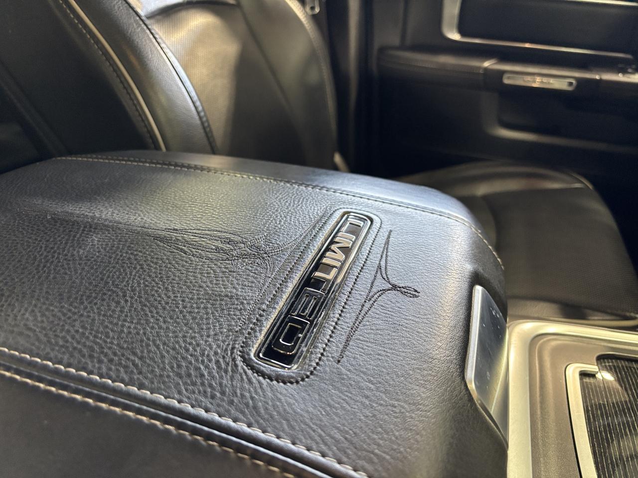 2016 RAM 1500 Limited|4X4|ECODIESEL|CREW|NAV|AIRSUSP|ALPINEAUDIO Photo