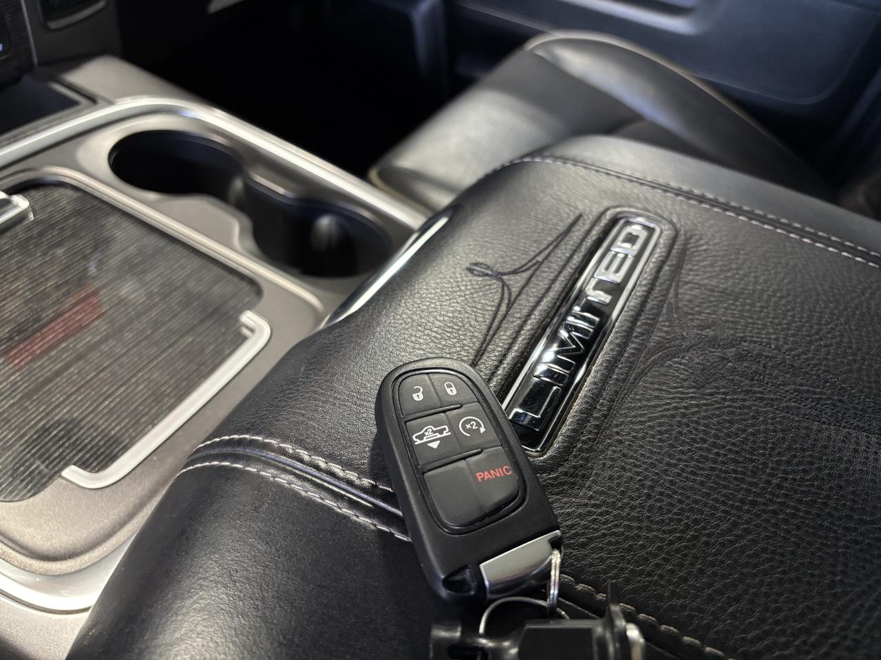 2016 RAM 1500 Limited|4X4|ECODIESEL|CREW|NAV|AIRSUSP|ALPINEAUDIO Photo