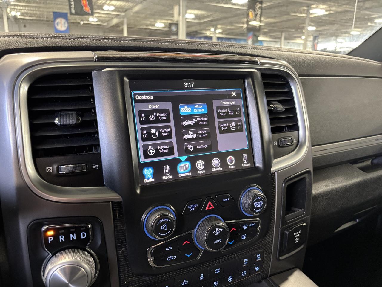 2016 RAM 1500 Limited|4X4|ECODIESEL|CREW|NAV|AIRSUSP|ALPINEAUDIO Photo