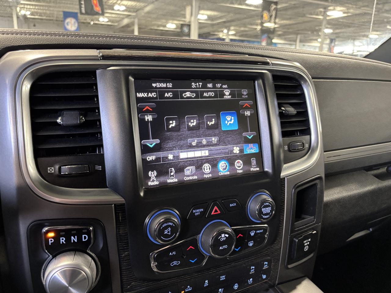 2016 RAM 1500 Limited|4X4|ECODIESEL|CREW|NAV|AIRSUSP|ALPINEAUDIO Photo