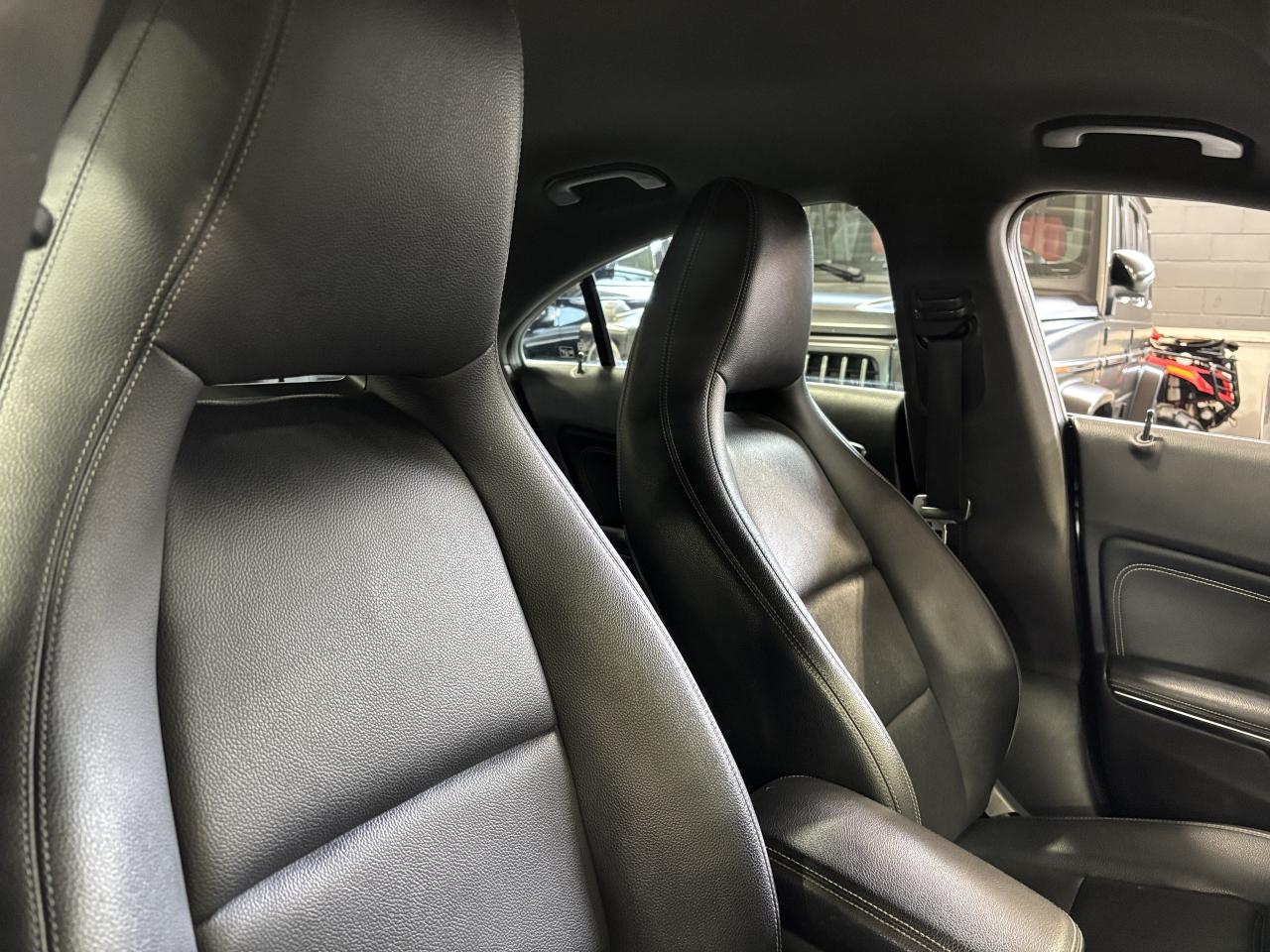 2018 Mercedes-Benz CLA-Class CLA250|4MATIC|COUPE|AMGPKG|LEATHER|BACKCAM|AMBIENT Photo