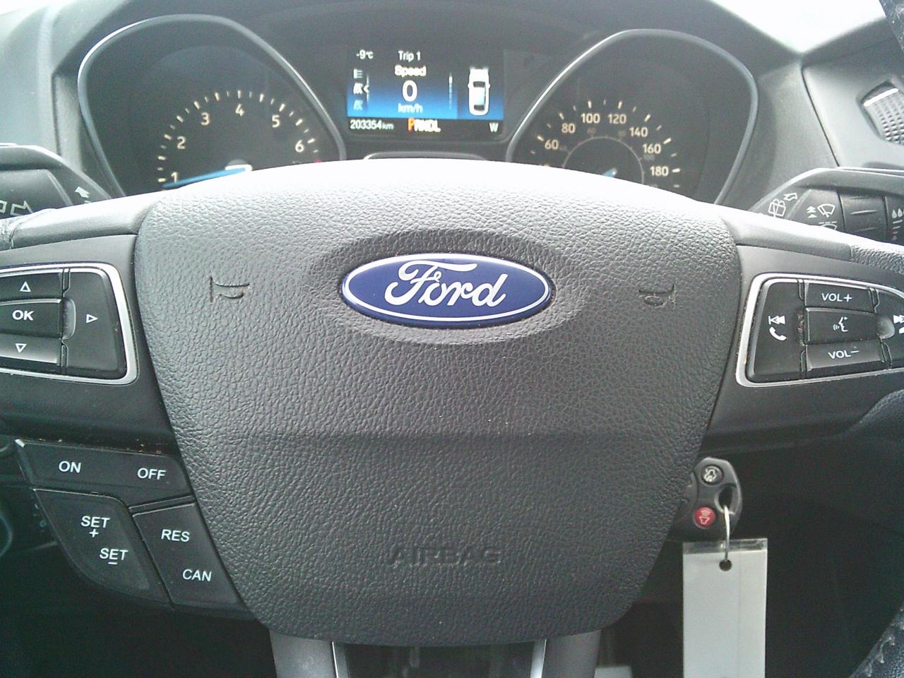 2018 Ford Focus SE Photo