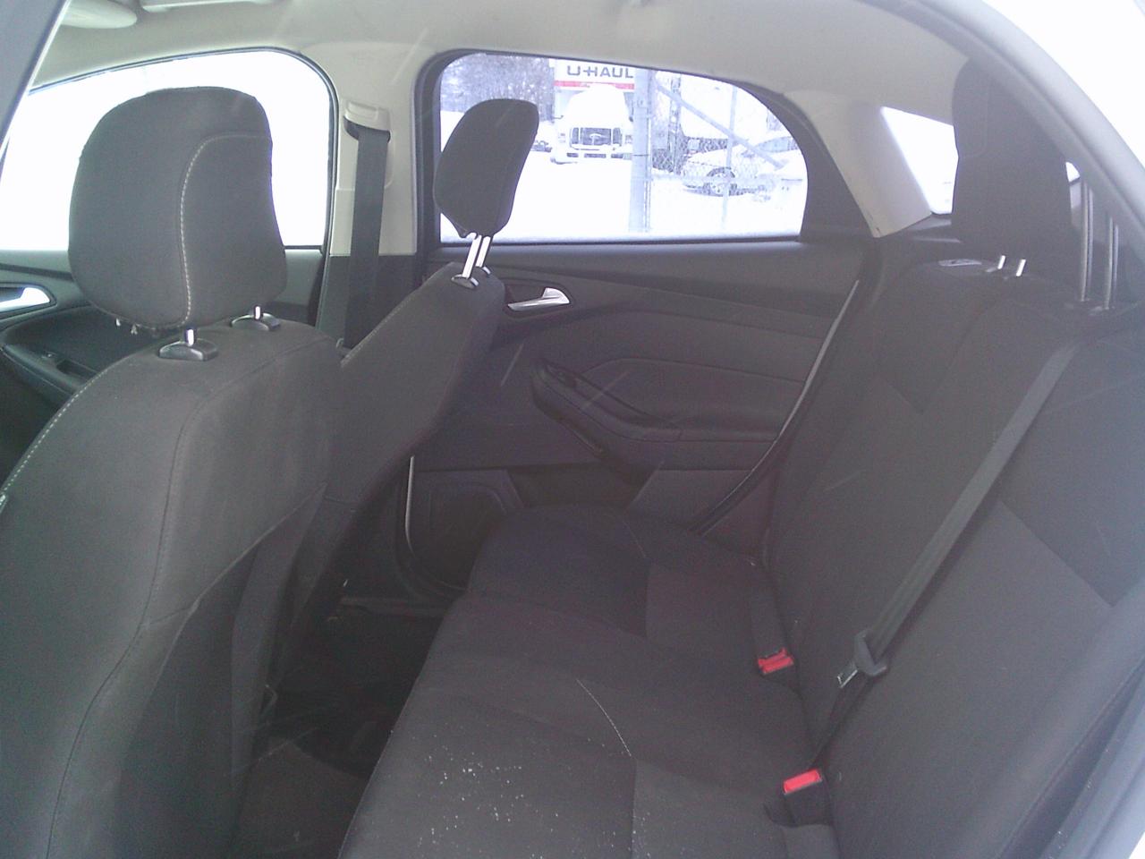 2018 Ford Focus SE Photo