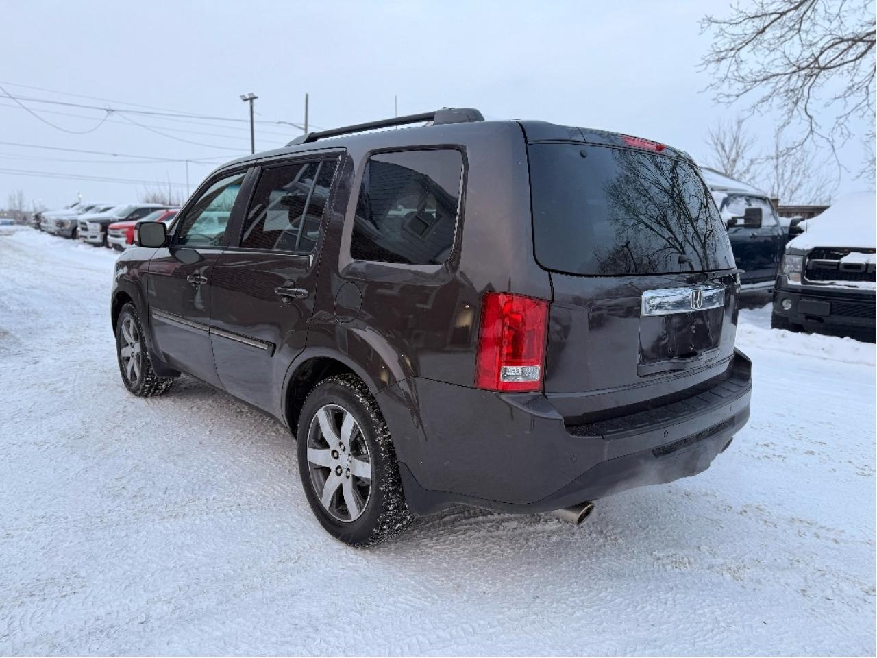 2012 Honda Pilot Touring | Two Set Of Tires Photo4