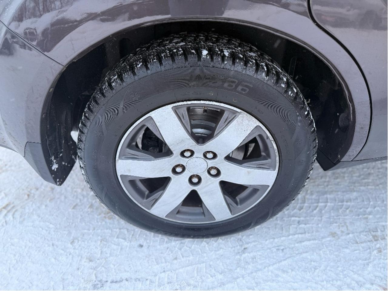2012 Honda Pilot Touring | Two Set Of Tires Photo
