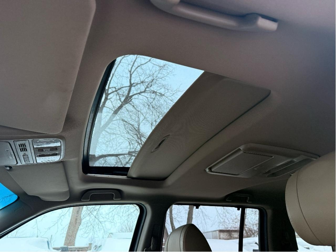 2012 Honda Pilot Touring | Two Set Of Tires Photo