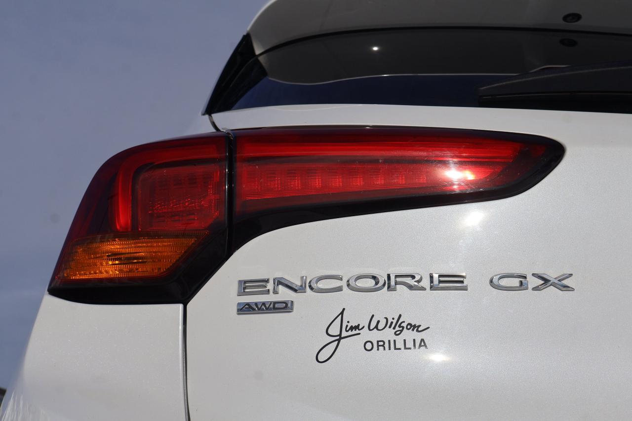 2020 Buick Encore GX Essence | | Power Liftgate | Photo