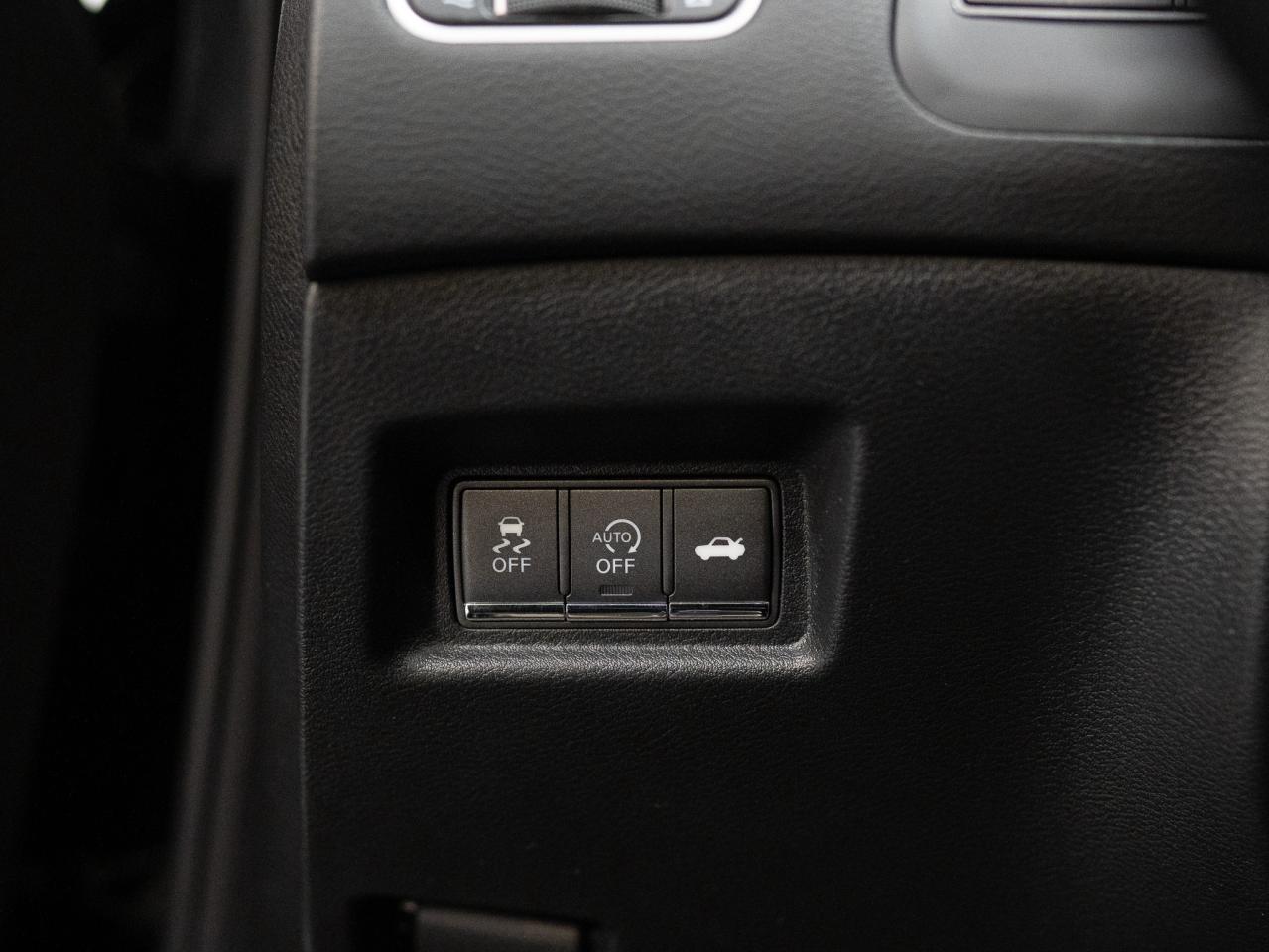 2018 Infiniti Q60 2.0T | PURE | AWD | REAR CAM | SUNROOF Photo