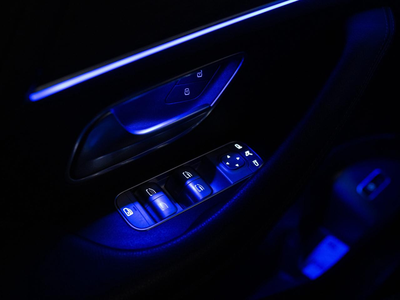 2023 Mercedes-Benz GLS 450 | PREMIUM & NIGHT PKG | 7 PASS | 22 AMG WHEELS Photo