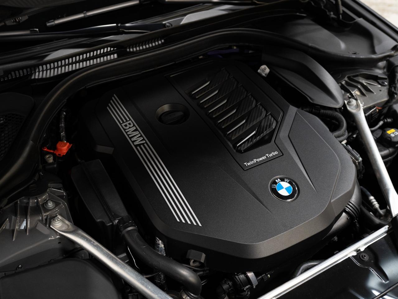 2022 BMW 5 Series 540I | M-SPORT PRO | PREMIUM ENHANCED PKG | 20 IN Photo