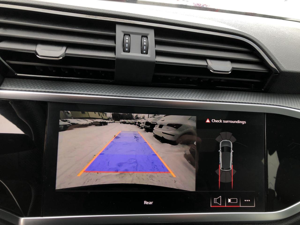 2025 Audi Q3 45 Progressiv PROGRESSIV, SLINE, SONOS SOUND, PANO Photo