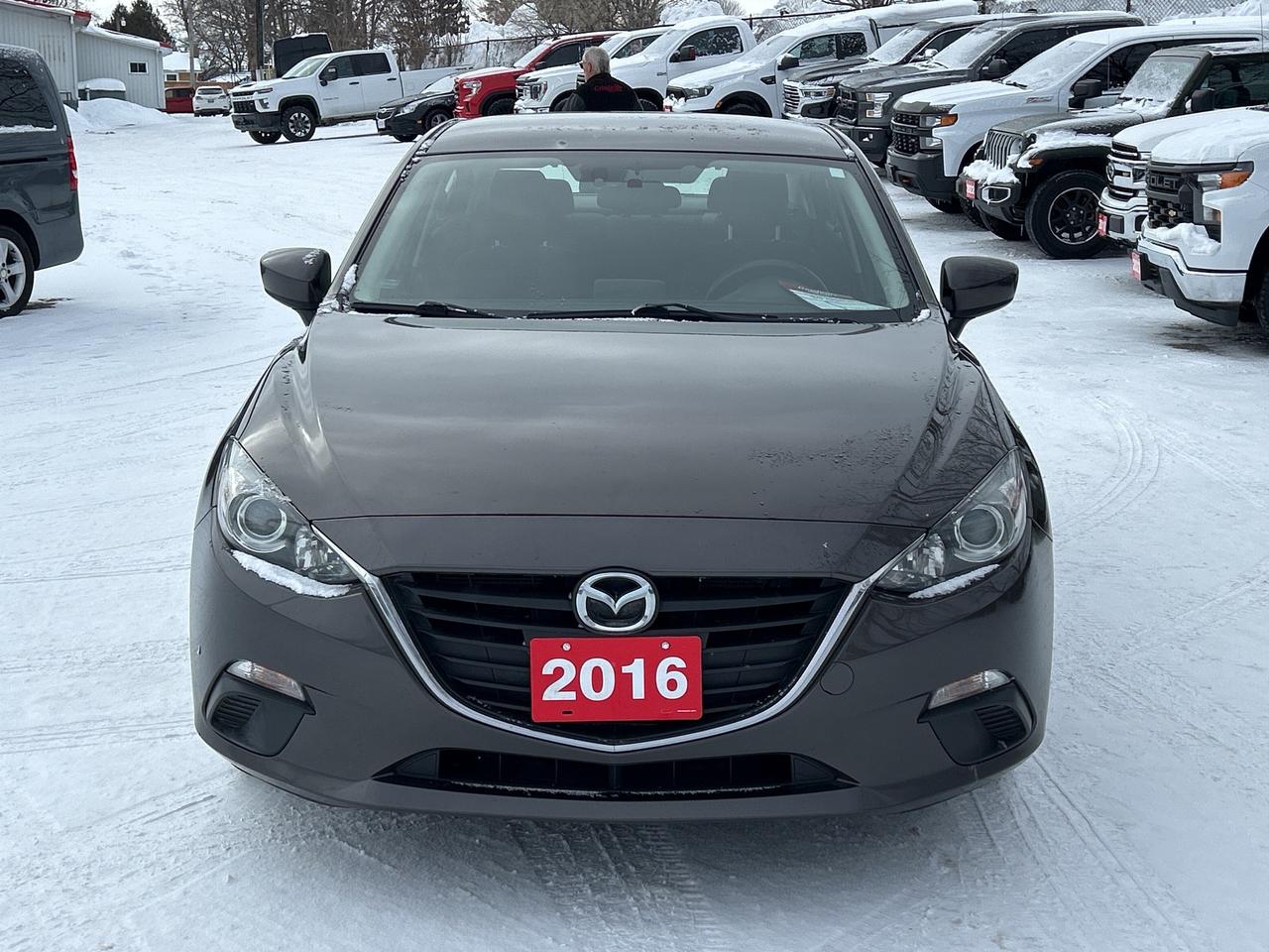 2016 Mazda MAZDA3 GS, AUTOMATIC, BACK UP CAMERA, HEATED SEATS! - Photo #9