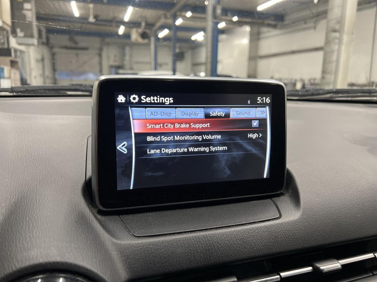 2016 Mazda CX-3 GT AWD | TECH PKG | HTD LEATHER | SUNROOF | HUD Photo2