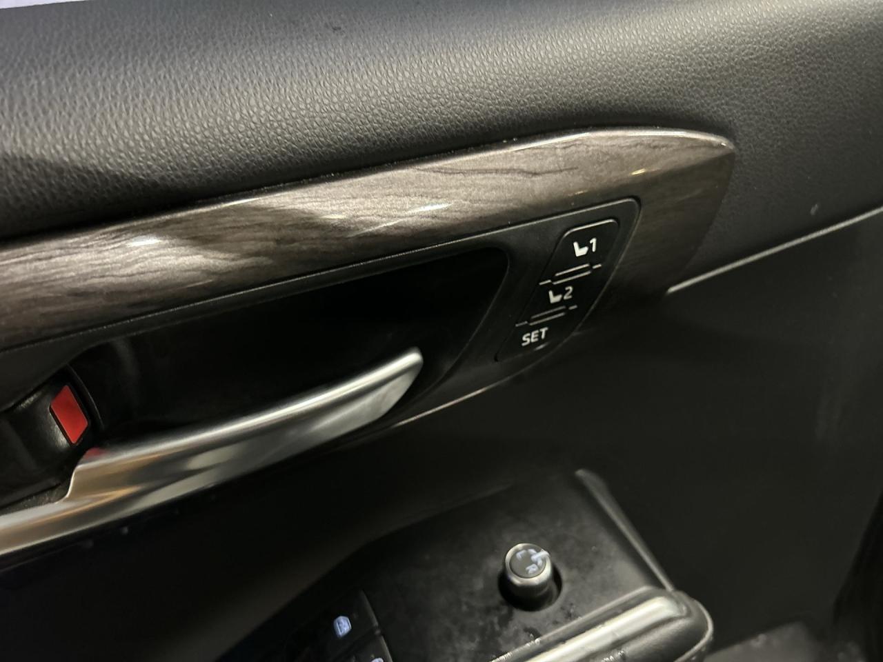 2021 Toyota Highlander PLATINUM AWD |7-PASS |LEATHER |PANO ROOF | 360 CAM Photo