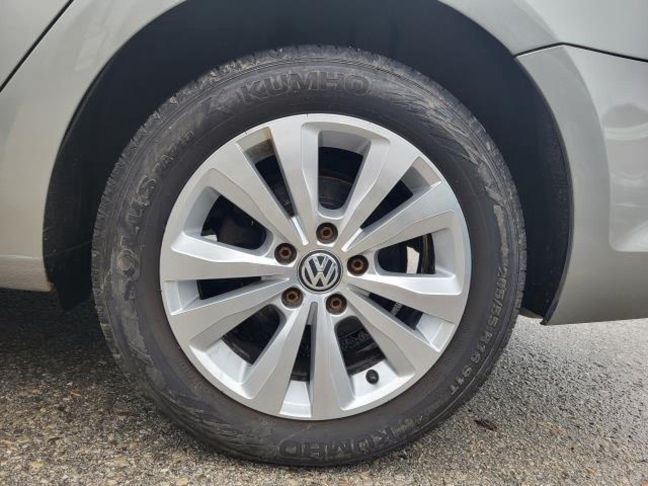 2017 Volkswagen Golf Sportwagen Trendline Photo